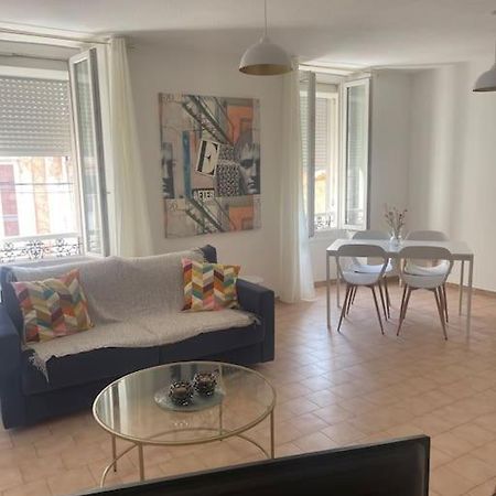 Appartement A 100 M De La Gare Port-de-Bouc Εξωτερικό φωτογραφία